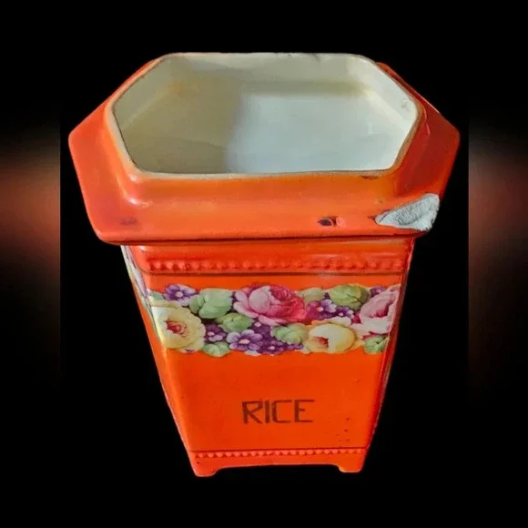 Vintage Czechoslovakia Porcelain Kitchen Canisters - 6 Small / 6 Large / 1 Salt  - Picture 11 of 16